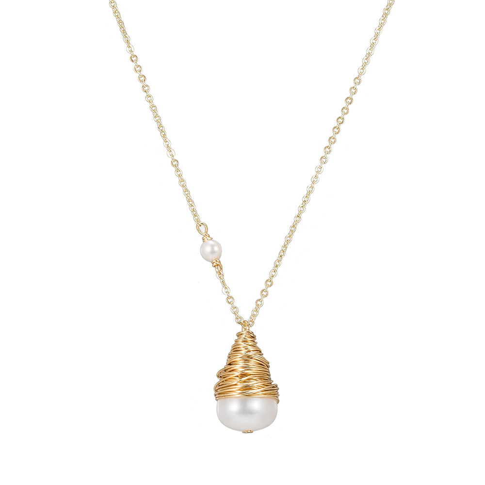 Bulb Pearl Necklace in Gold Plated