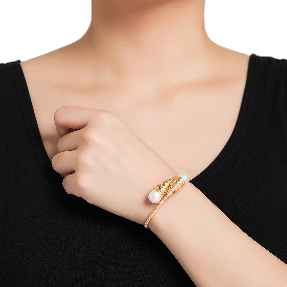 Hand Made Baroque Pearl Bangle